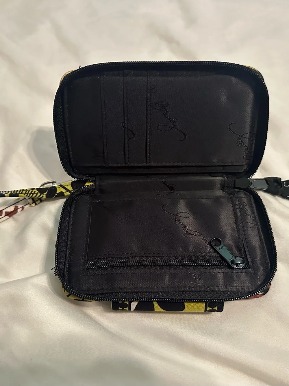 Vera Bradley Women’s Wrist Wallet - Picture 3 of 7